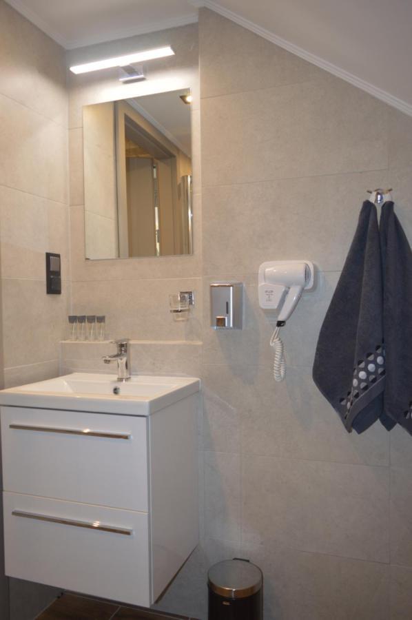 Zacisze Apartment Rozalin  Exterior foto